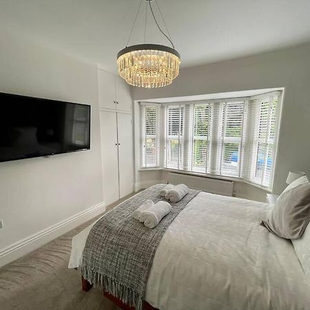Modern 2 Bed Flat W Parking, Dog Friendly, Central Bournemouth Zewnętrze zdjęcie