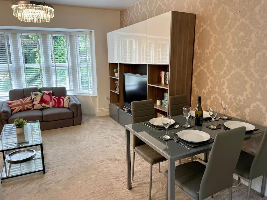 Modern 2 Bed Flat W Parking, Dog Friendly, Central Bournemouth Zewnętrze zdjęcie