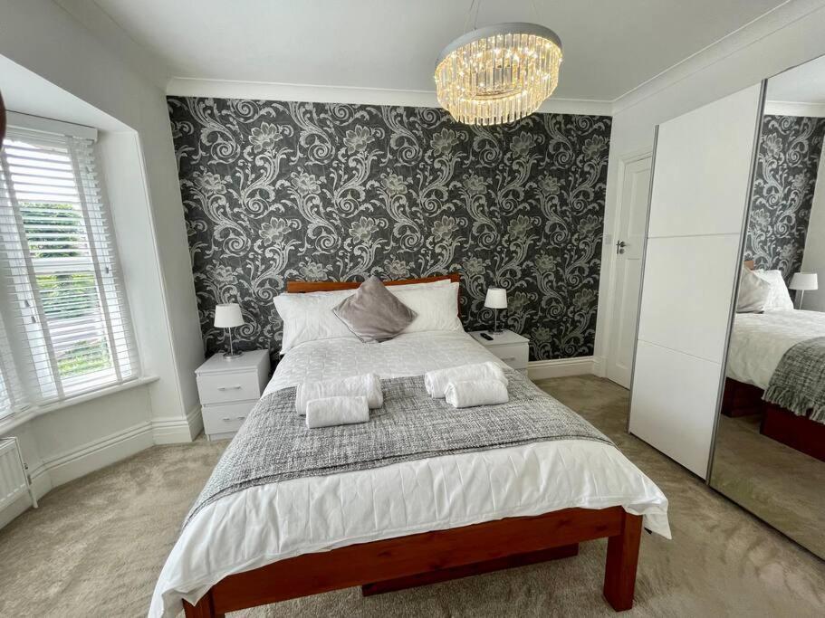 Modern 2 Bed Flat W Parking, Dog Friendly, Central Bournemouth Zewnętrze zdjęcie